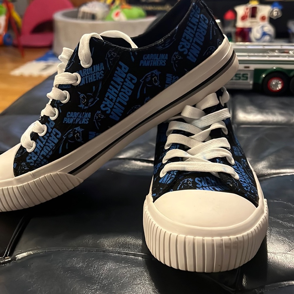 Carolina Panthers Low Top Canvas Shoes